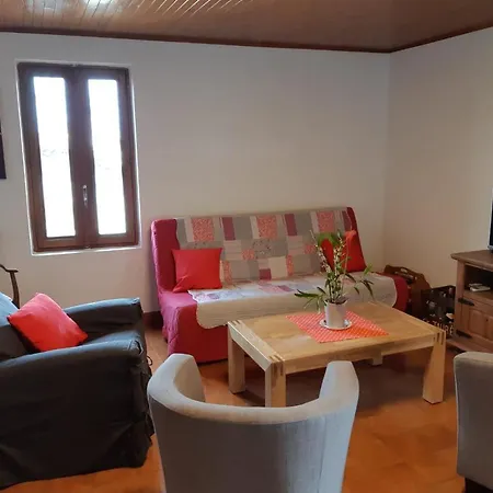 Maison Indépendante Les Arums * Ucel